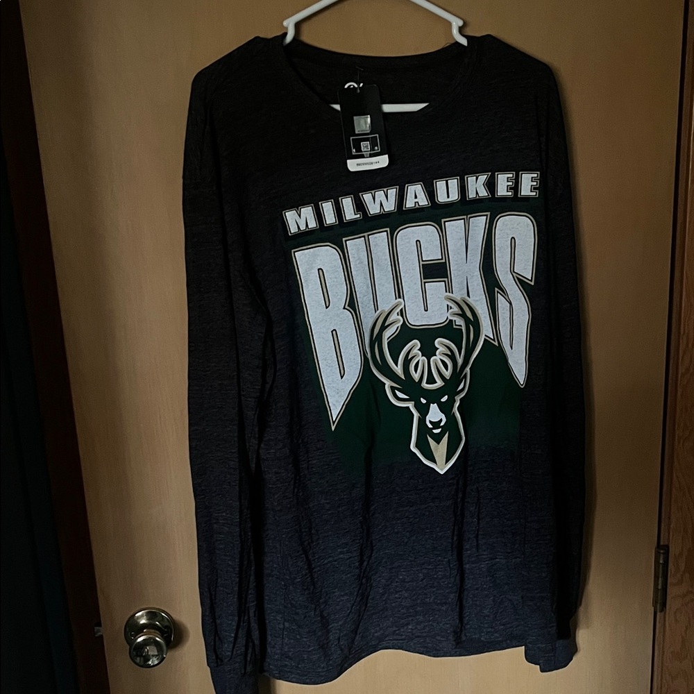 NWT Blue 84 Milwaukee Bucks Long Sleeve Shirt - Black and Green